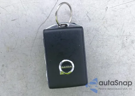 2023 Volvo Xc40 B5 Ultimate Bright Theme z USA, uszkodzony, nr VIN YV4L12UA0P2053589